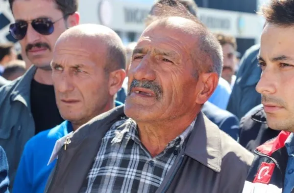 kagithanede-uyusturucu-operasyonundan-silahli-catisma-1-polis-sehit-1692978127214.jpeg Kağıthane'de uyuşturucu operasyonundan silahlı çatışma: 1 polis şehit oldu! Başkan Erdoğan'dan başsağlığı mesajı-9