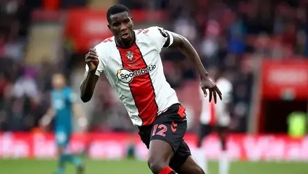 trabzonspor-mendy-ve-pepeden-sonra-bir-yildizi-daha-transfer-etti-1694210022013.jpeg Trabzonspor Mendy ve Pepe'den sonra bir yıldızı daha transfer etti! Fırtına'da Paul Onuachu rüzgarı...-2