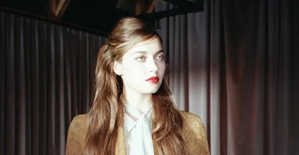 A.B.İ. dizisinin Çağla'sı Afra Saraçoğlu'ndan yeni imaj: Saç ve stil değişikliği yaptı