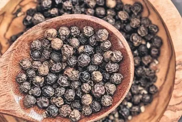 Çürüklere karabiber