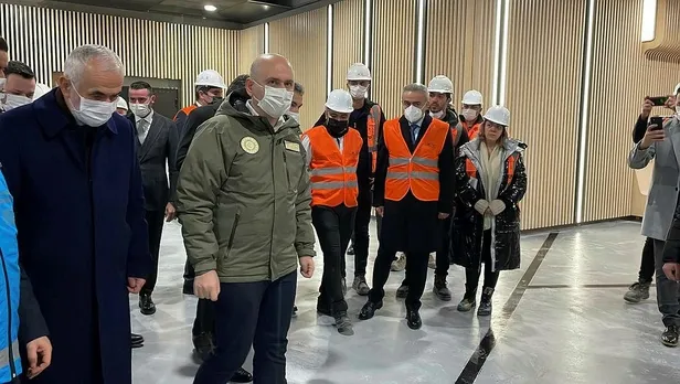 Bakan Karaismailoğlu açıkladı: Yolda kalan otobüsler değil günde 1 milyonun üzerinde yolcu taşıyacak metrolar-6