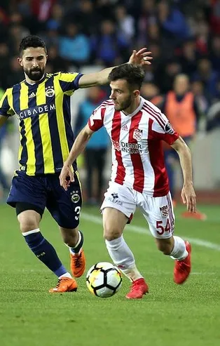 Fenerbahçe Emre Kılınç'la anlaştı!