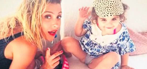 Özge’nin tatil arkadaşı