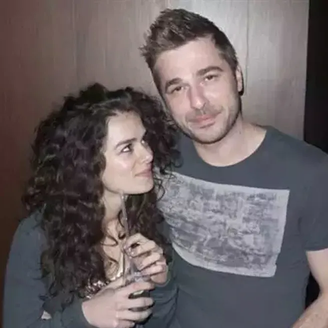 Can Borcu’nun Yekta’sı Tolga Güleç’in eski eşi bakın kim! Dürüye'nin Güğümleri'nin yıldızıyla 4 yıl aynı yastığa baş koymuş... - 16