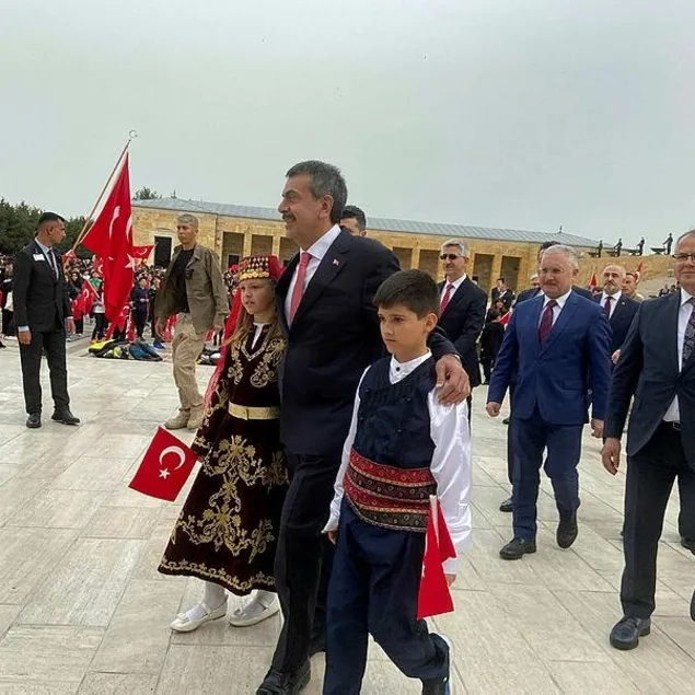 Bakan Tekin’den Anıtkabir ziyareti!