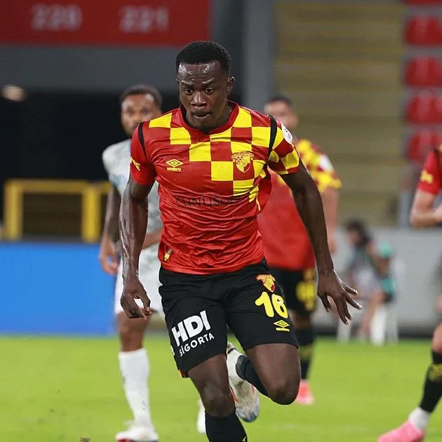 Göztepe’de Dennis’e teklif yağıyor