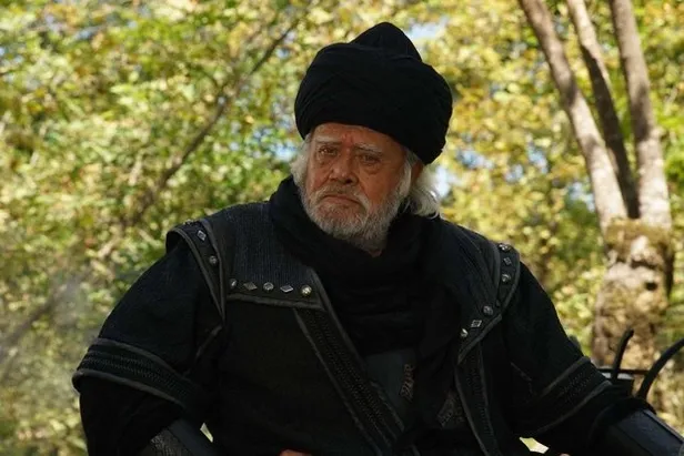 kurulus-osman-savci-bey-kimdir-savci-beyi-oynayan-kanbolat-gorkem-arslan-kimdir-nereli-ve-kac-yasinda-1602681206663.jpg Kuruluş Osman Savcı Bey kimdir? Savcı Bey'i oynayan Kanbolat Görkem Arslan kimdir, nereli ve kaç yaşında?-5