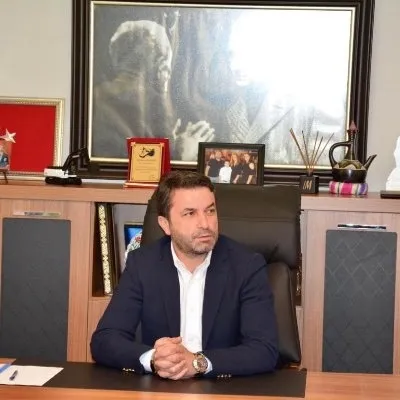 eynesil-belediye-baskani-kimdir-hangi-partiden-eynesil-belediye-baskani-ahmet-latif-karadeniz-kim-1625822539828.jpg Eynesil Belediye Başkanı kimdir, hangi partiden? Eynesil Belediye Başkanı Ahmet Latif Karadeniz kim?-2