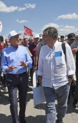 KK'nın rotası kaosa döndü