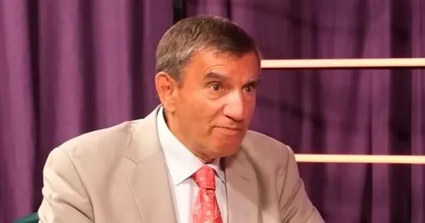 28-subat-kalintisi-dokmenin-basortusu-hazimsizligi-soru-soran-kadina-saldirmis-1660813413862.jpg 28 Şubat kalıntısı Üstün Dökmen'in başörtüsü hazımsızlığı: Soru soran kadına saldırmış-2