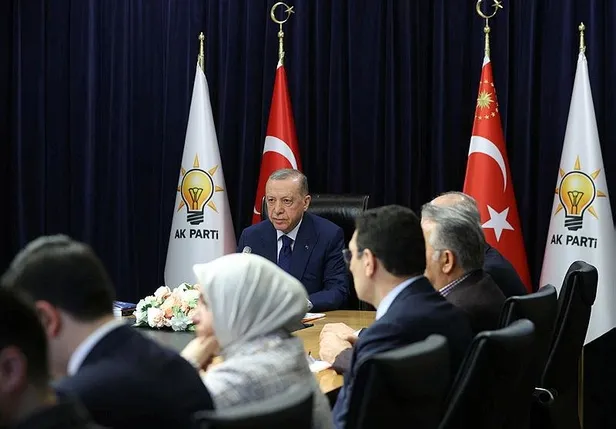 baskan-erdogan-secim-startini-verdi-14-mayista-destan-yazacagiz-dedi-altili-masaya-yuklendi-masada-rusvet-sant-1678580020236.jpeg