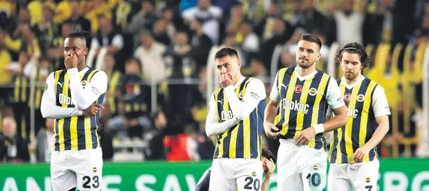 Fenerbahçe penaltılarla Olympiakos’a elendi! Taraftarını kahretti