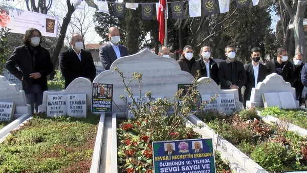 necmettin-erbakan-olumunun-1614345356037.jpg