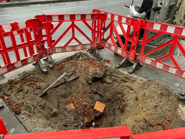 chpli-ibbnin-ciragan-caddesinde-kestigi-112-cinar-agacinin-hikayesi-tarihci-mehmet-dilbaz-a-haberde-anlatti-1647350029187.jpg CHP'li İBB'nin Çırağan Caddesi'nde kestiği 112 çınar ağacının hikayesi! Tarihçi Mehmet Dilbaz, A Haber'de anlattı-5