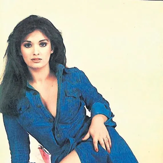 Yeşilçam’ın ünlü sanatçısı Müjde Ar’dan korkutan haber: Eşiyle birlikte trafik kazası geçirdi!