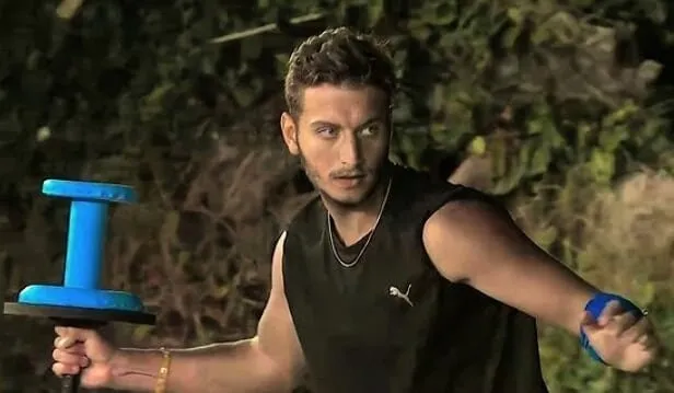 Survivor Berkay kimdir? Survivor 2021 Berkay Yuvakuran kaç yaşında, nereli, mesleği ne?-3