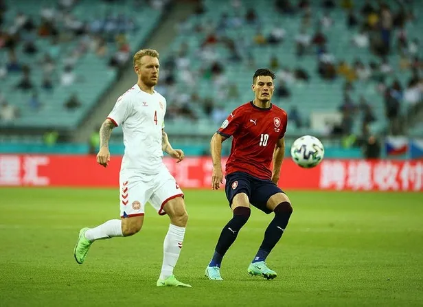 euro-2020de-danimarka-yari-finalde-1625337037400.jpeg EURO 2020'de Danimarka yarı finalde!-4