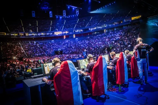 e-spora-ilgi-artti-sektorun-degeri-15-milyar-dolara-cikti-1613515104390.jpg E-Spora ilgi arttı! Sektörün değeri 1.5 milyar dolara çıktı...-2