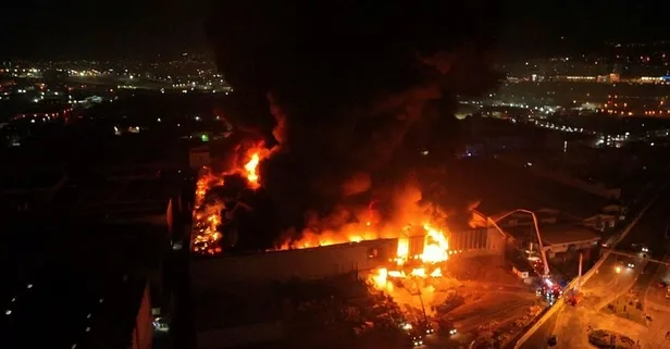 Bursa'daki tekstil fabrikasında yangın çıkan yangın kontrol altına alındı