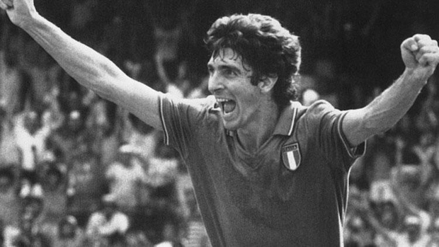 Dünya Maradona'ya ağlarken bir futbol efsanesi daha hayatını kaybetti! İtalyan efsanesi Paolo Rossi vefat etti-6