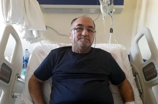 CHP'li Kuşadası Belediyesi'ndeki yolsuzlukları yazınca darbedilen Ergün Poyraz: Belediyedeki yolsuzlukları hatırlattım akşam da bu olay oldu