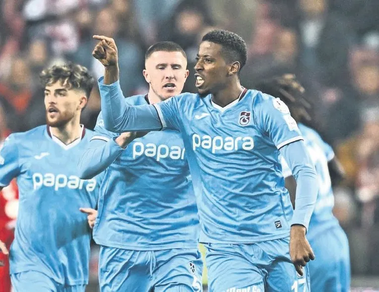 Fırtına sahne alıyor