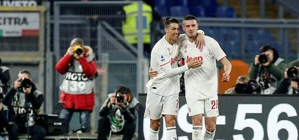 Merih Demiral'dan sağlık çalışanlarına anlamlı destek! "İyi ki varsınız..."-2