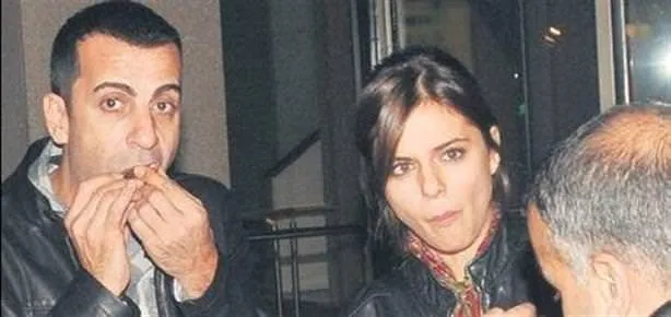 Boğazına dizildi