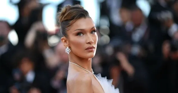 Bella Hadid New York’ta çekimlere girmeden önce Coronavirüs testi yaptırdı