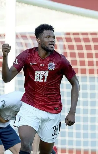 Galatasaray'a Prag’dan Tetteh yanıtı: Asla kiralamayız!