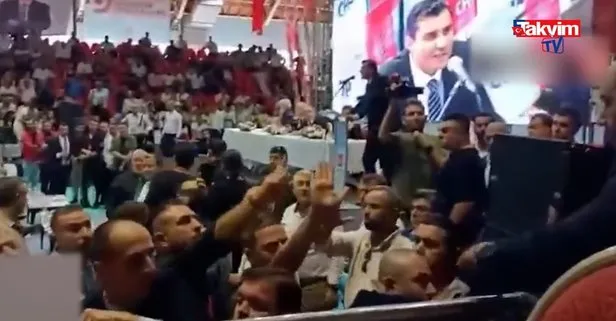 Son dakika: CHP’de bir kongre klasiği! Bu kez Manisa! Özgür Özel ve Kemal Kılıçdaroğlu taraftarları birbirine girdi