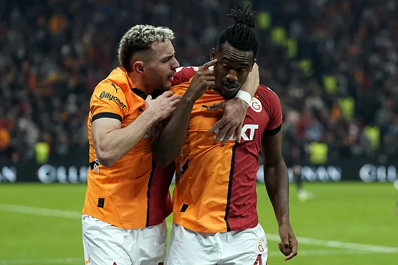 Galatasaray ve Beşiktaş transferde karşı karşıya! Performansı şaşırttı - 6
