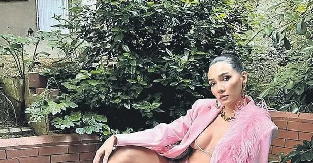 Aybüke Pusat'tan hayatına ve mesleğine dair özel açıklamalar