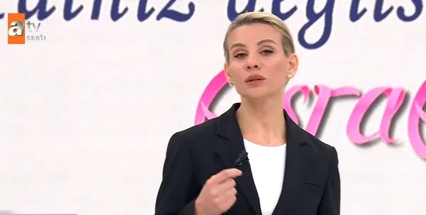 esra-erolda-ailesi-bagis-noktasi-istanbul-besiktasta-faaliyete-basladi-basimizi-yastiga-huzurla-koymanin-baska-1677182512983.jpg "Esra Erol'da" Ailesi Bağış Noktası İstanbul Beşiktaş'ta faaliyete başladı! “Başımızı yastığa huzurla koymanın başka yolu yok...”-5