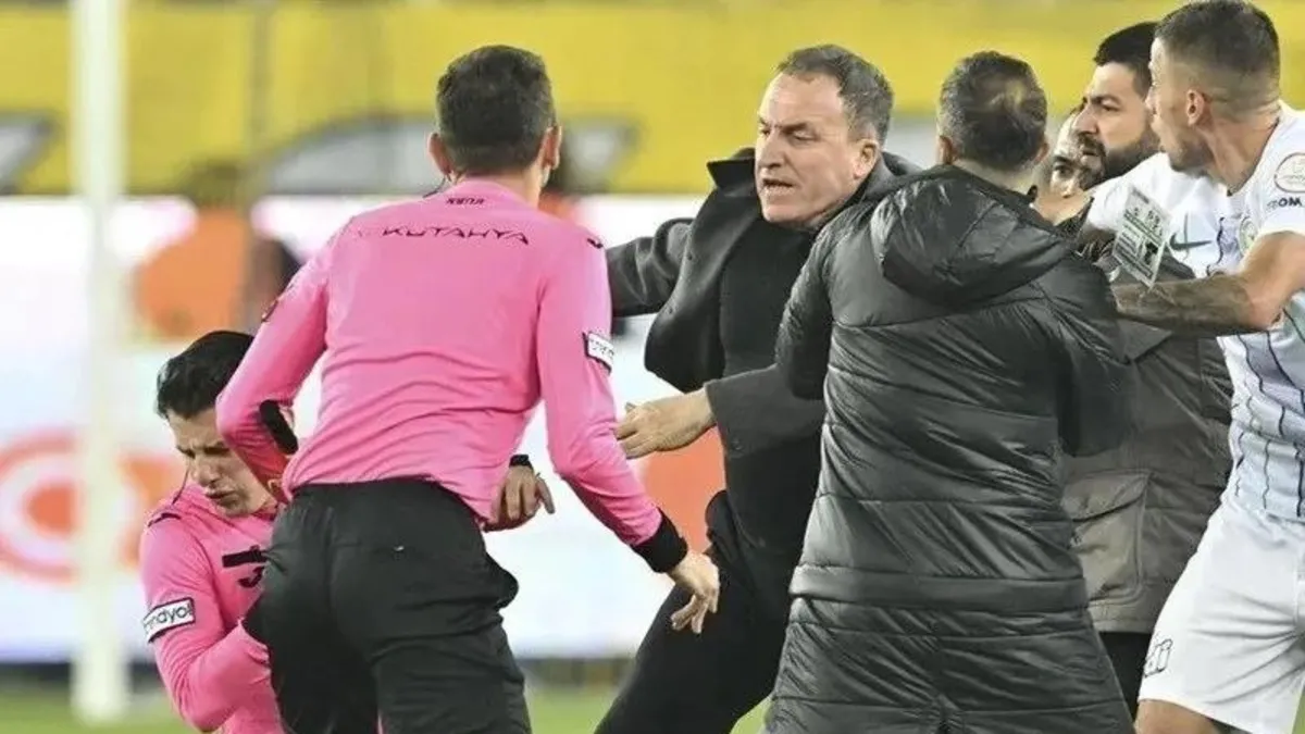 Halil Umut Meler'e yumruk cezasız kalmadı! Faruk Koca hakkında karar verildi