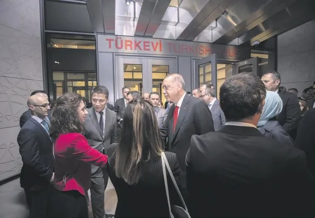 baskan-erdogan-bmnin-yeniden-yapilandirilmasi-gerektigini-belirtti-ayrica-turkiyenin-sanghay-isbirligi-orgutun-1663460198582.jpeg Başkan Erdoğan BM'nin yeniden yapılandırılması gerektiğini belirtti! Ayrıca Türkiye'nin Şanghay İşbirliği Örgütü'ne üye olacağını söyledi-1