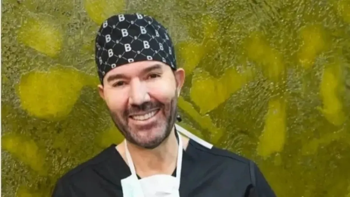 Oğlu Timur Cihantimur’u Murat Aci’ye çarptıktan sonra yurt dışına kaçırmıştı! Bülent Cihantimur’dan estetik faciası!