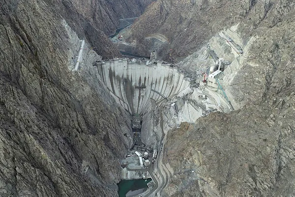 Türkiye’nin en büyüğü olacak! Yusufeli Barajı’nda son 15 metre kaldı