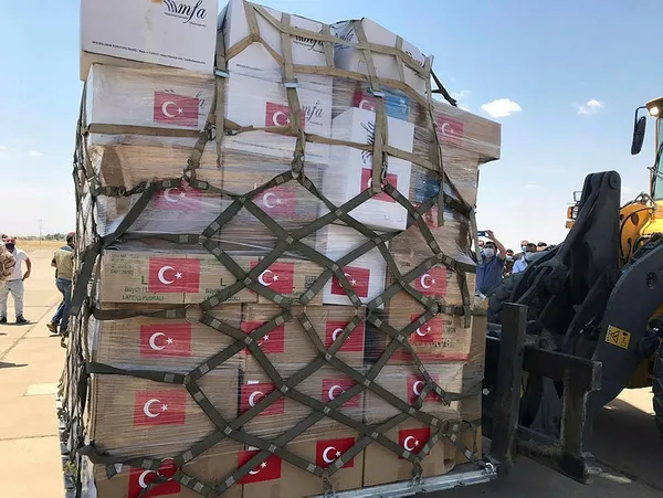 baskan-erdogan-talimat-verdi-turkiyenin-gonderdigi-saglik-yardimi-kerkuke-ulasti-1593612545959.jpg