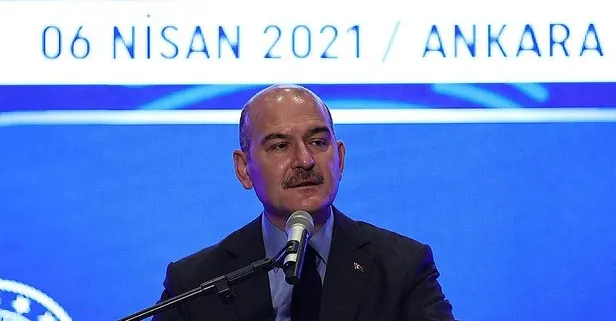 Bakan Soylu'dan emekli amirallerin darbe kokan bildirisine tepki: Birilerinin küçük kafalarına uyup geriye gidemeyiz