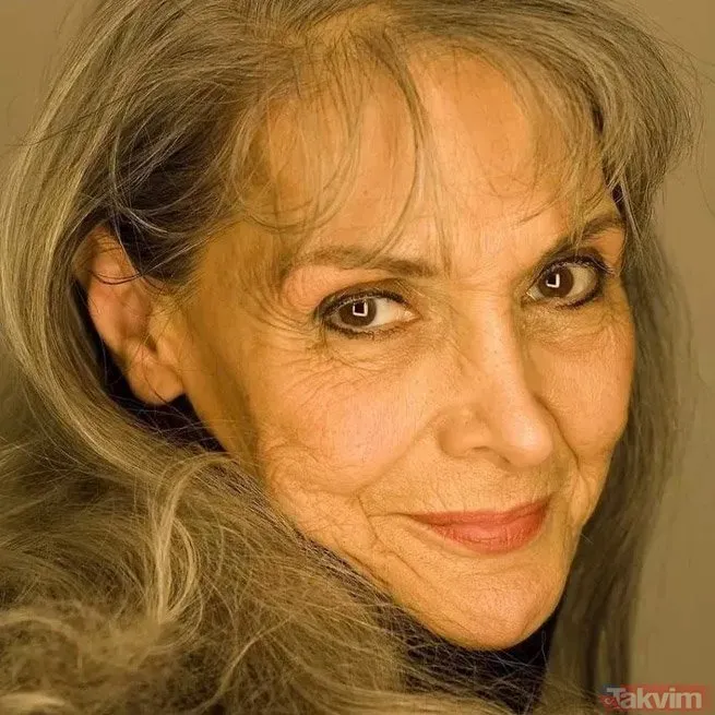 4 nikah 3 damat! Yeşilçam’ın mavi boncuğu Emel Sayın’ın 2 kez evlendiği eski eşi bakın kim! Yalancı Yarim’in Alev'i meğer... - 17