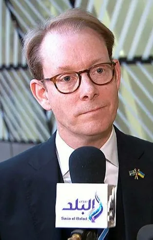 İsveç Dışişleri Bakanı Tobias Billström'den skandal ifade özgürlüğü açıklaması: "Kur'an-ı Kerim yakılması yasal"