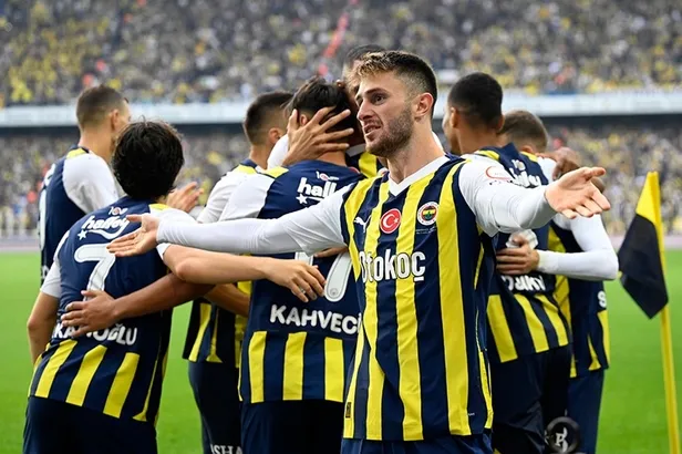 kasimpasa-fenerbahce-canli-mac-izle-kasimpasa-fb-maci-canli-izle-bedava-kesintisiz-sifresiz-macin-11leri-1696778046268.jpg