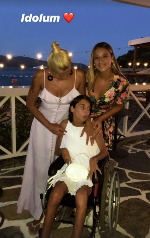 Survivor Aleyna'yı bir de Instagram'da görün! 'Engelli bir kardeşim var' diyen Aleyna Kalaycıoğlu'nun bu kareleri çok başka annesiyle...-4