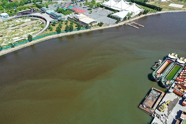 İSKİ, İstanbul'un gözbebeği Haliç'i ihmal etti: Hedef 50 bin ton çıkarılan 4 bin ton çamur!-2