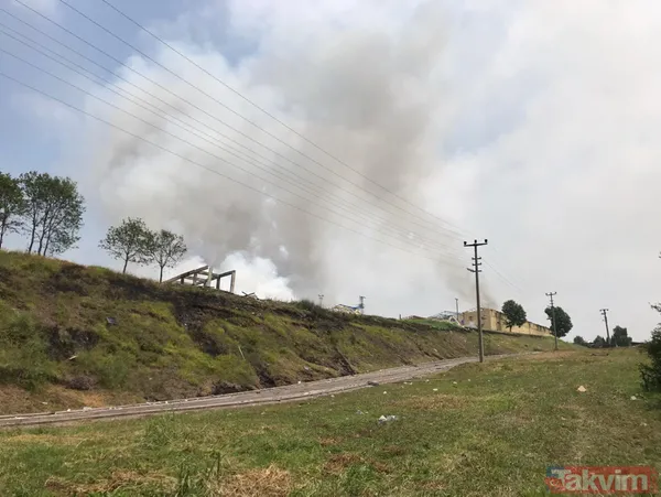 Son dakika: Sakarya'da havai fişek fabrikasında patlama! İşte olay yerinden en yeni görüntüler - 1
