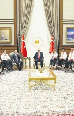 Şampiyonlar Külliye’de