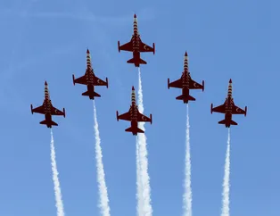 Türk Yıldızları NF-5 tipi gösteri uçağının düşmesiyle 9 yıl sonra ikinci şehidini verdi!