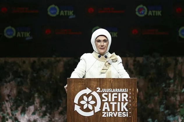 Emine Erdoğan: Hedefimizi iki ay önceden yakaladık