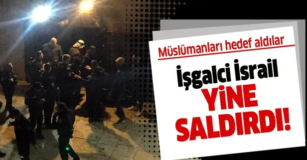 İşgalci İsrail polisi Mescid-i Aksa’da namaz kılan Müslümanlara saldırdı